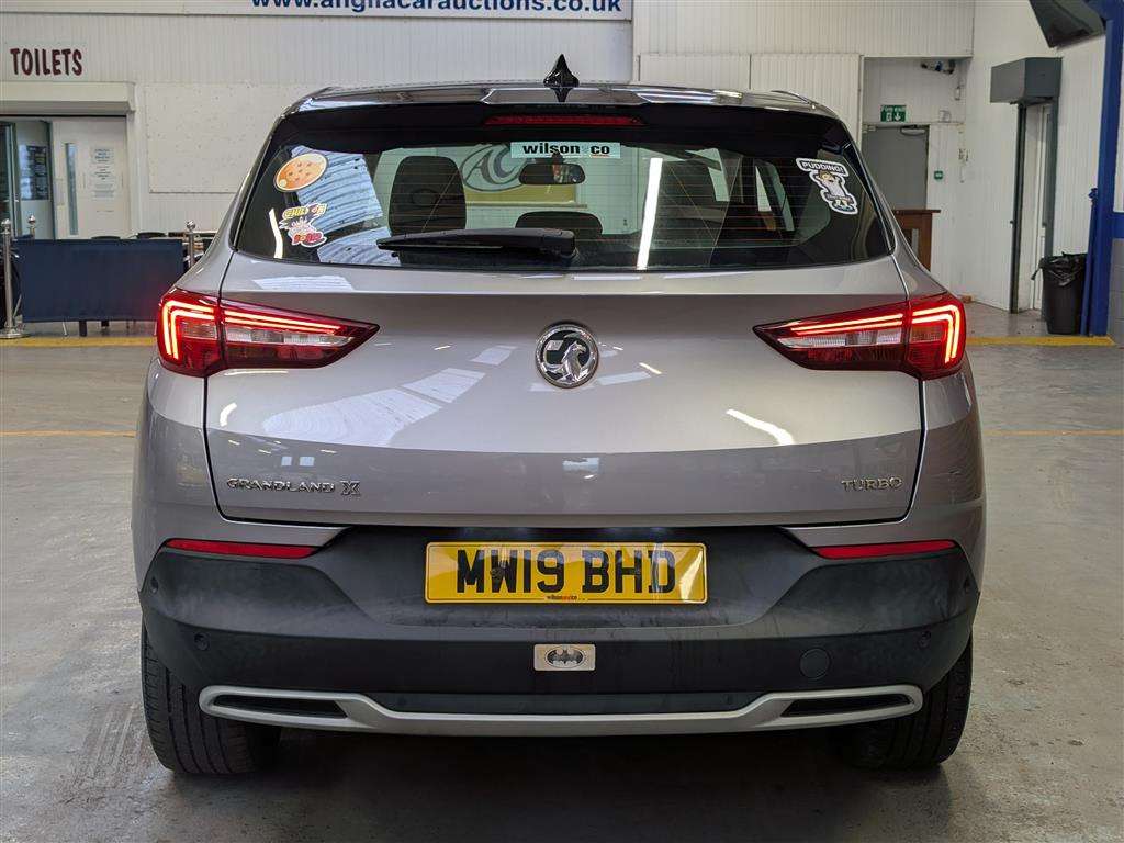 <p>2019 VAUXHALL GRANDLAND X SPORT NAV TUR</p>