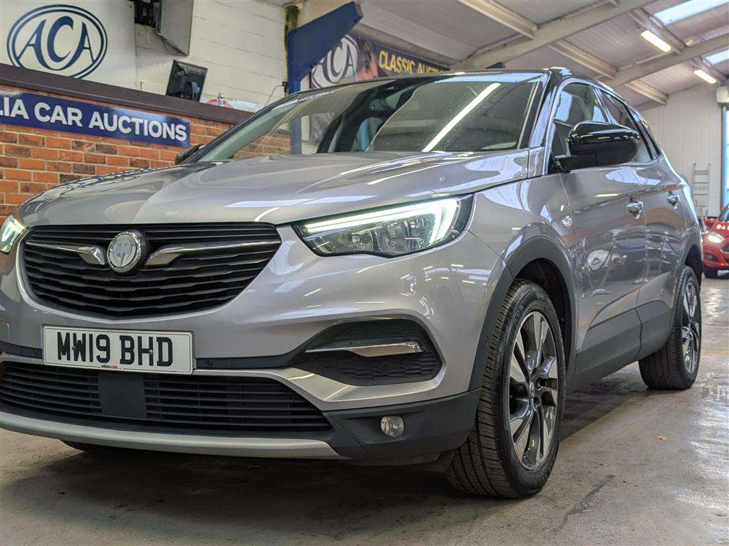 <p>2019 VAUXHALL GRANDLAND X SPORT NAV TUR</p>