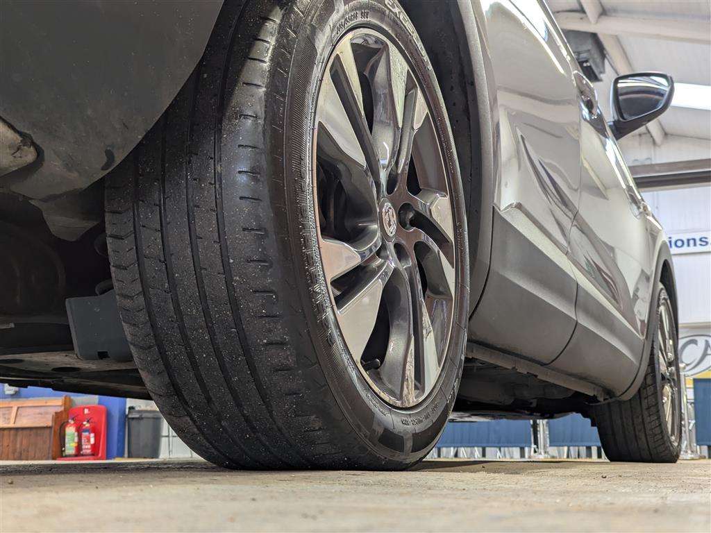 <p>2019 VAUXHALL GRANDLAND X SPORT NAV TUR</p>