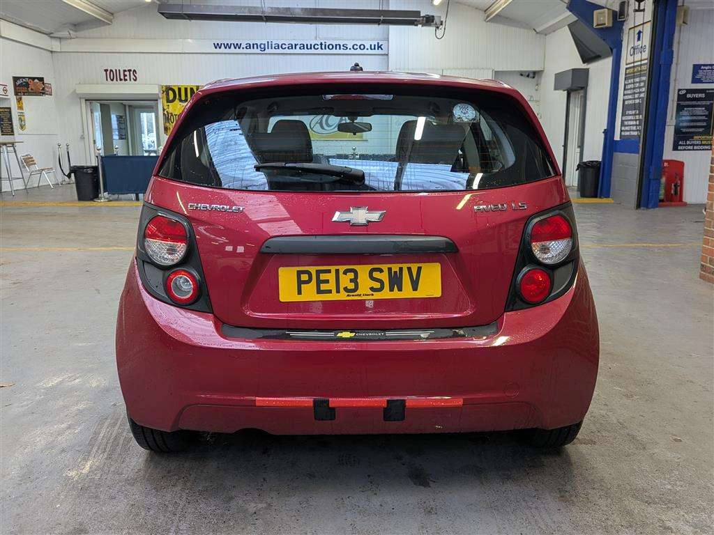 <p>2013 CHEVROLET AVEO LS</p>