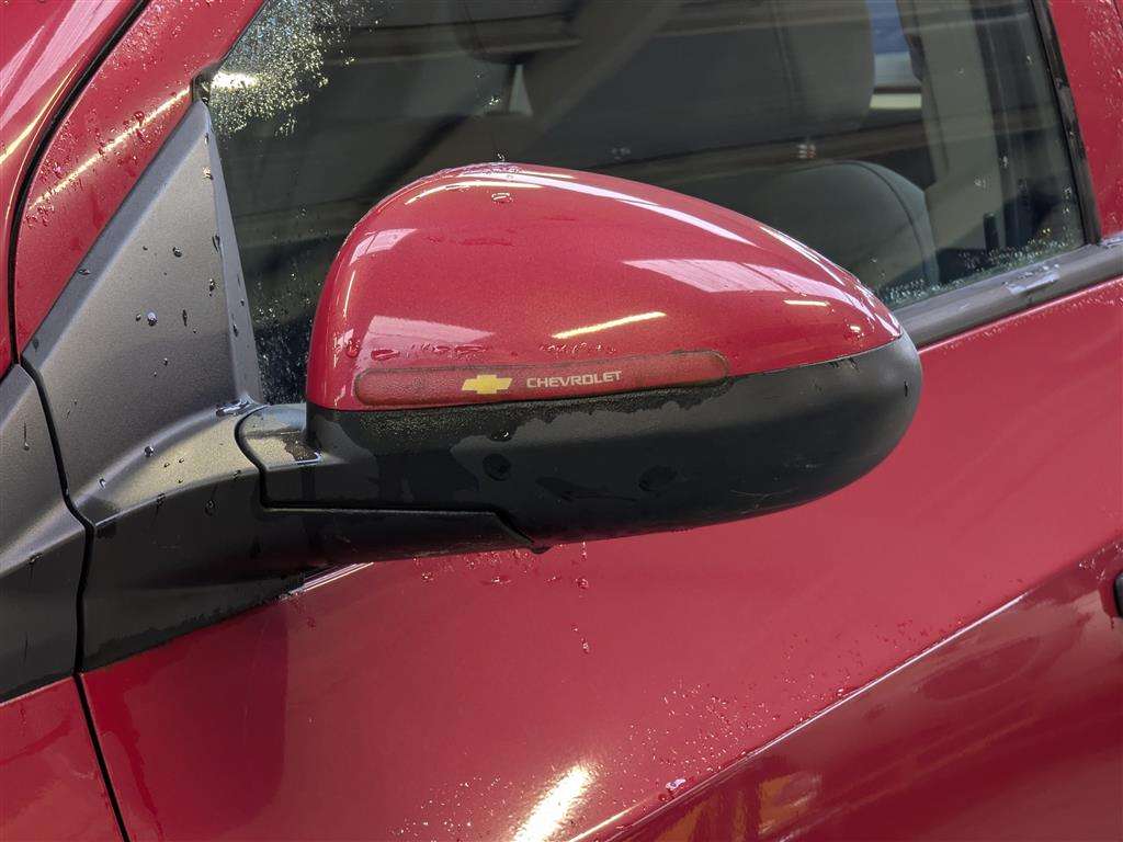 <p>2013 CHEVROLET AVEO LS</p>