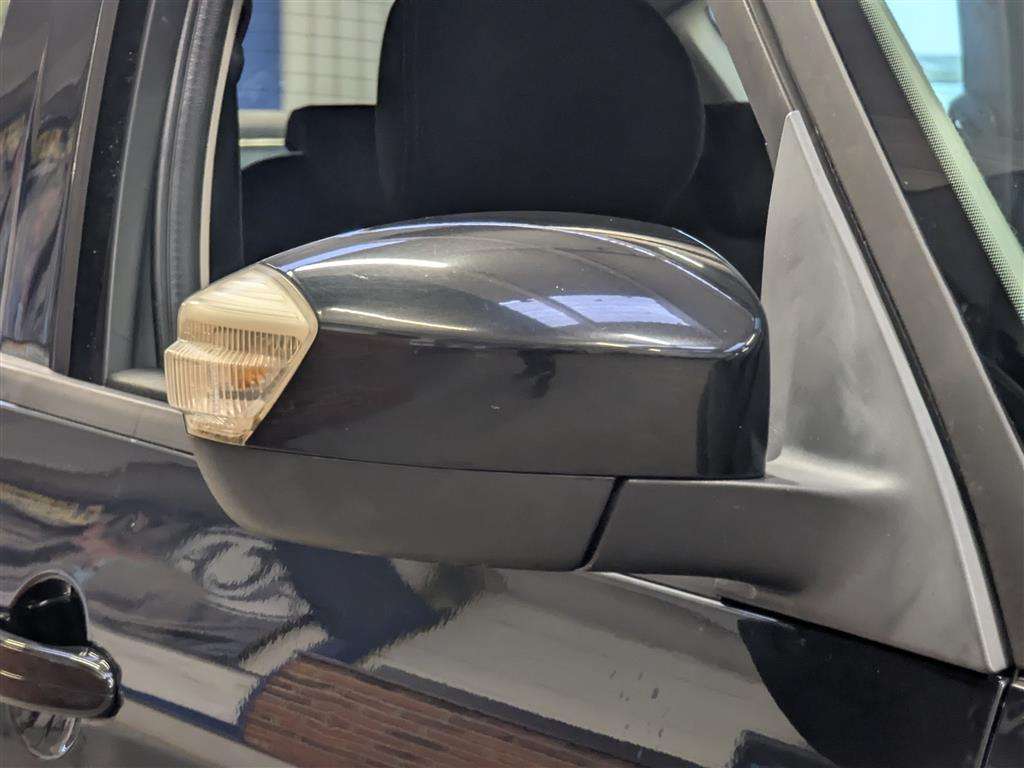 <p>2015 FORD S-MAX ZETEC TDCI 140</p>