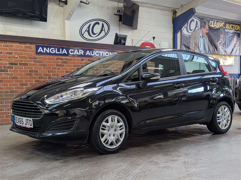 <p>2015 FORD FIESTA STYLE</p>