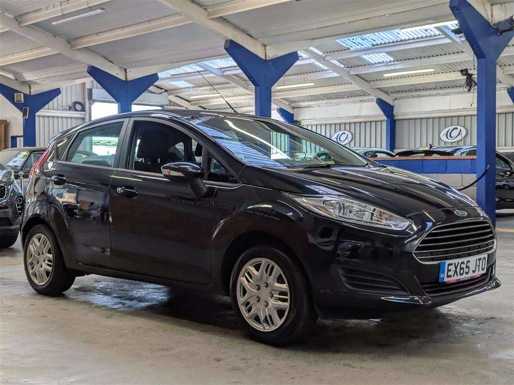 <p>2015 FORD FIESTA STYLE</p>