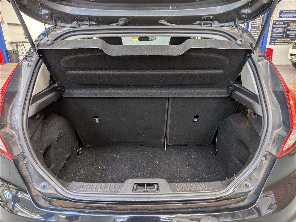 <p>2015 FORD FIESTA STYLE</p>