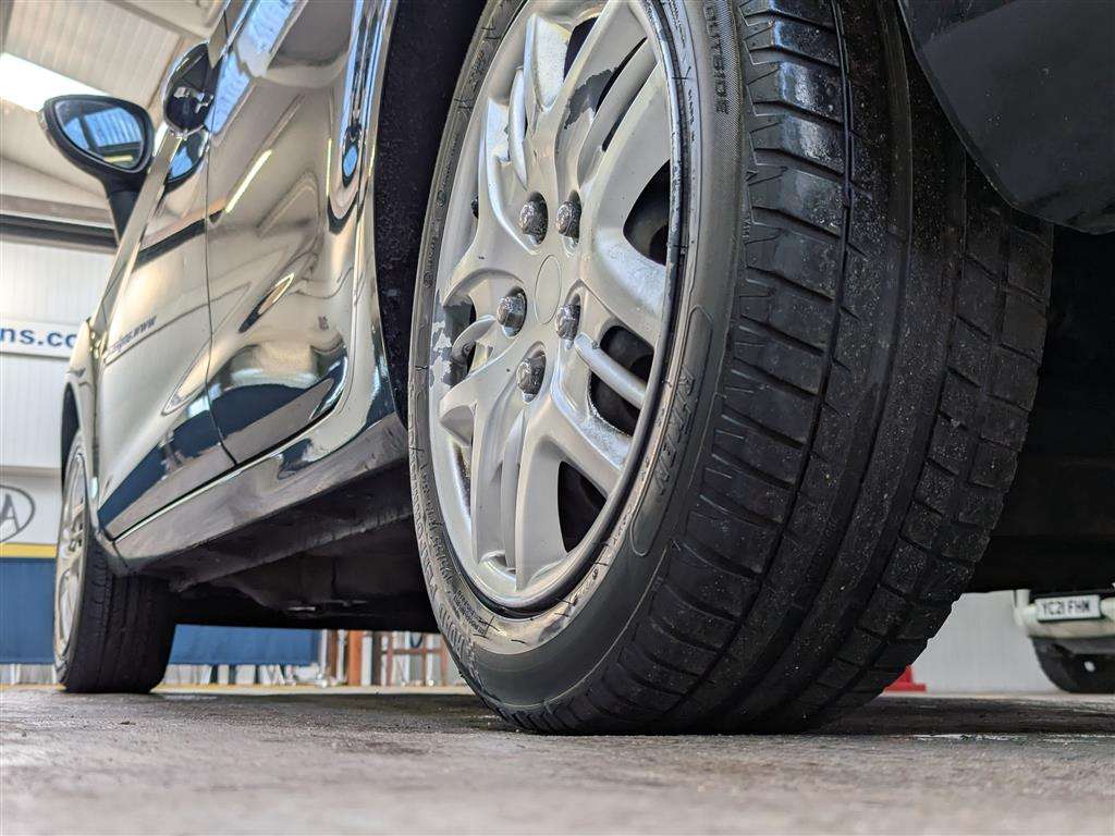 <p>2015 FORD FIESTA STYLE</p>