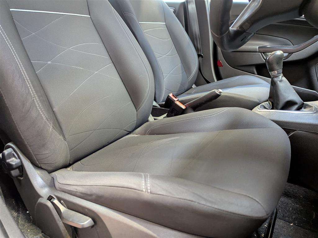 <p>2015 FORD FIESTA STYLE</p>