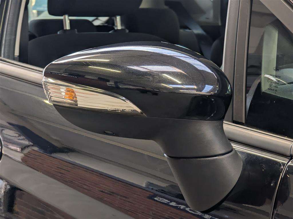 <p>2015 FORD FIESTA STYLE</p>