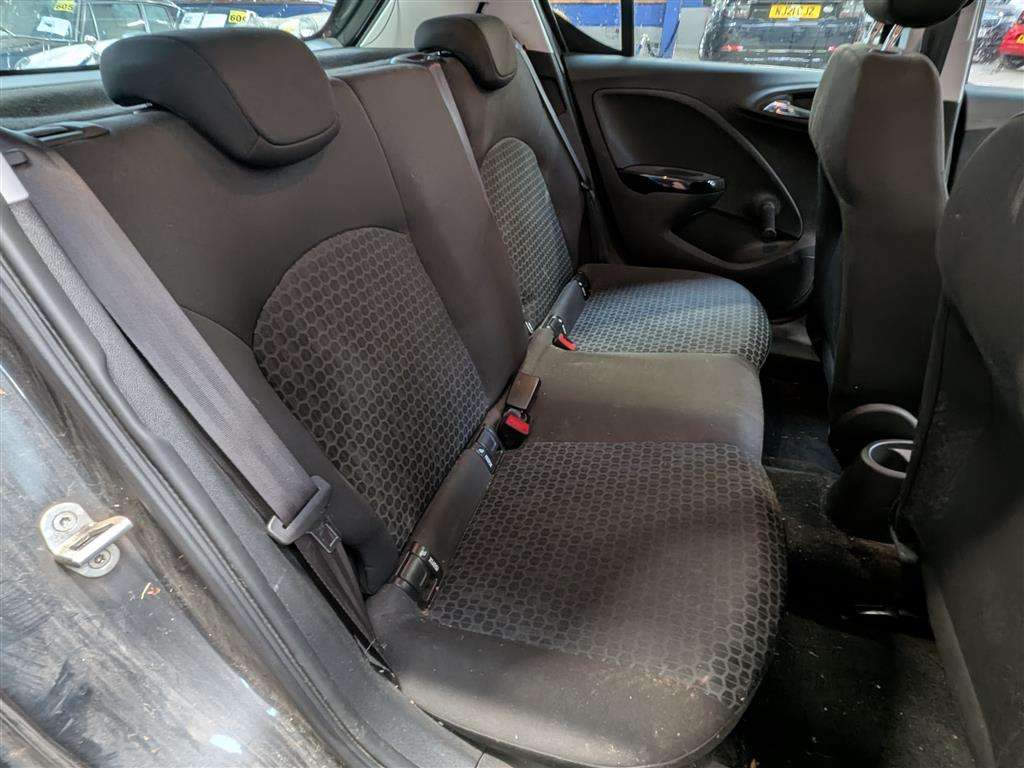 <p>2017 VAUXHALL CORSA DESIGN</p>