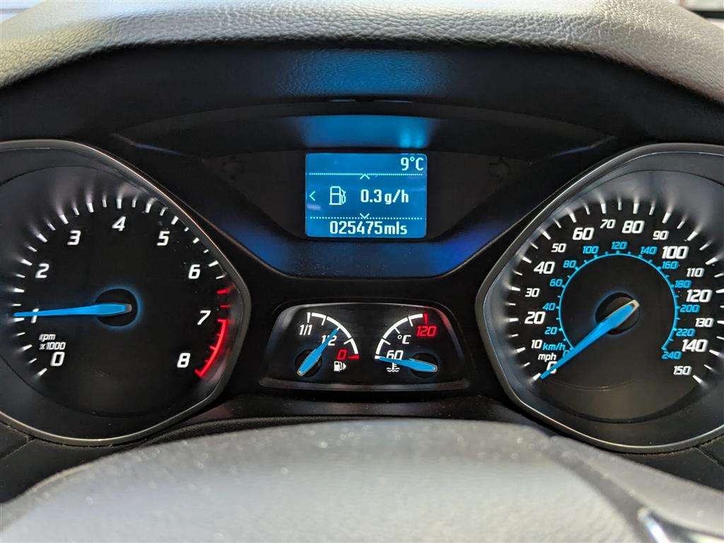 <p>2013 FORD FOCUS ZETEC S TURBO</p>