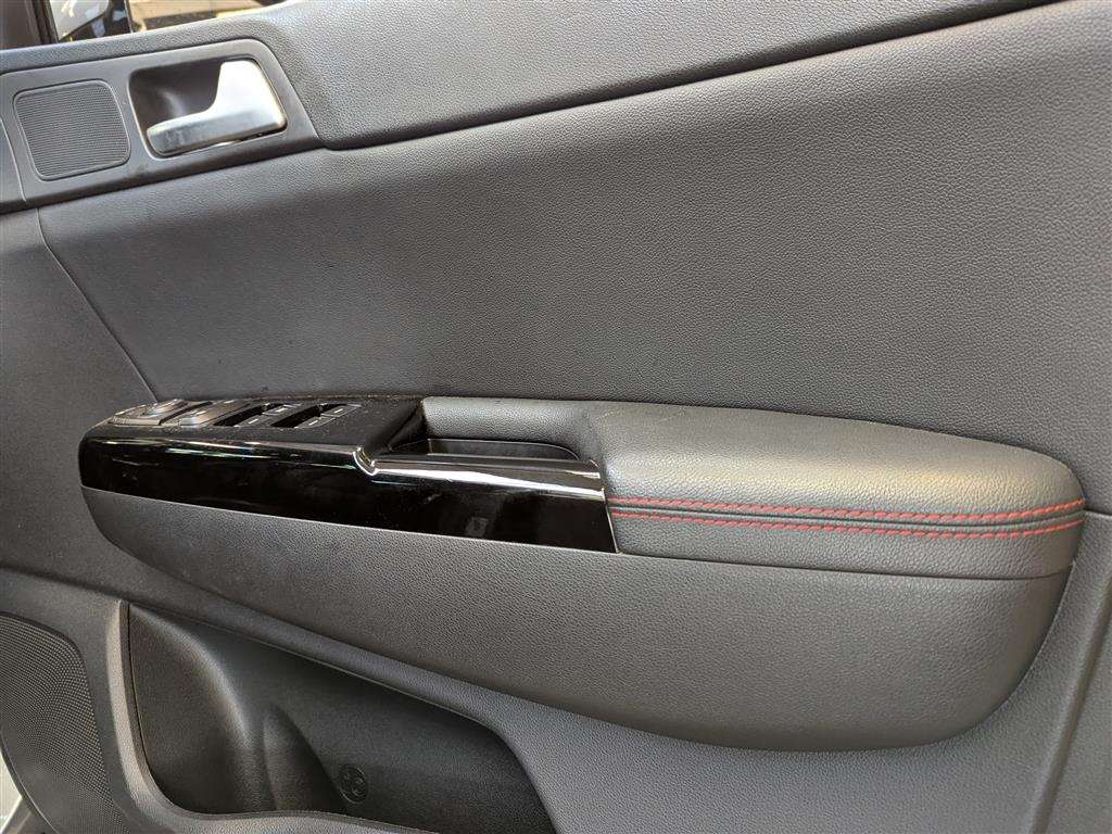 <p>2018 KIA SPORTAGE GT-LINE CRDI ISG</p>