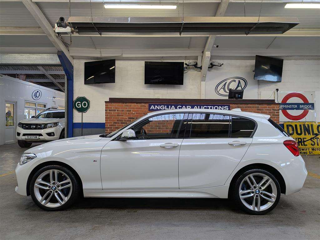 <p>2017 BMW 120D XDRIVE M SPORT AUTO</p>