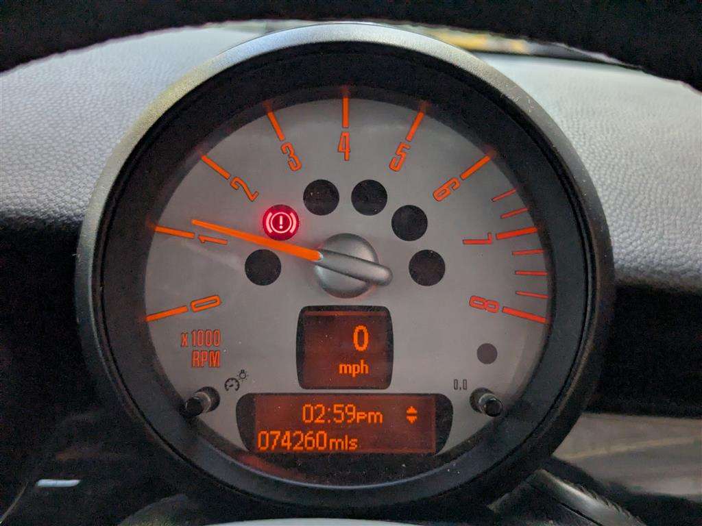 <p>2012 MINI COOPER</p>