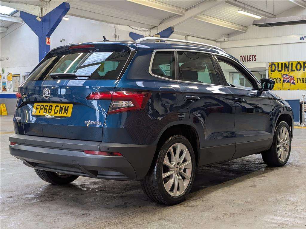 <p>2018 SKODA KAROQ SE L TSI S-A</p>