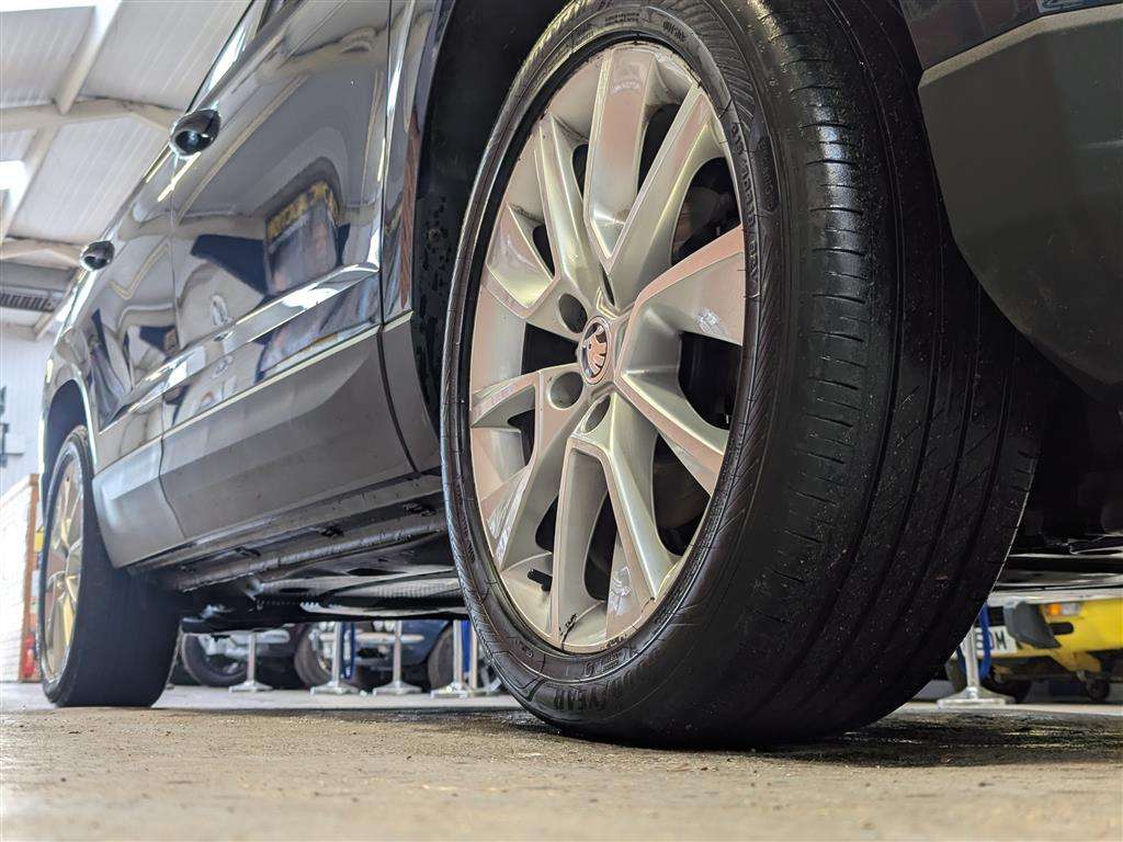 <p>2018 SKODA KAROQ SE L TSI S-A</p>