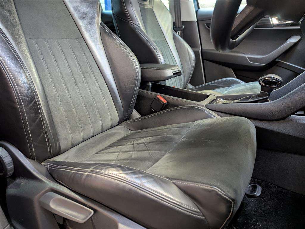 <p>2018 SKODA KAROQ SE L TSI S-A</p>