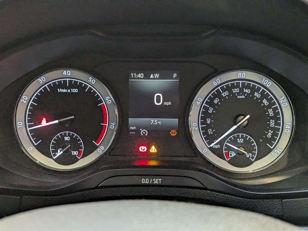 <p>2018 SKODA KAROQ SE L TSI S-A</p>