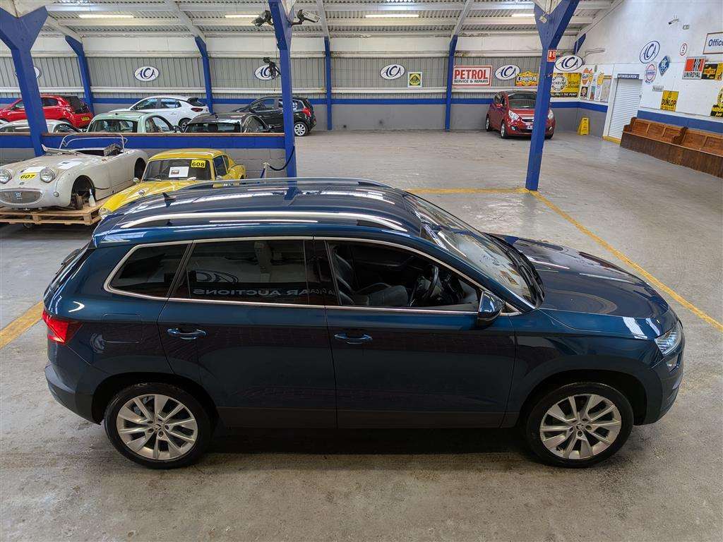 <p>2018 SKODA KAROQ SE L TSI S-A</p>