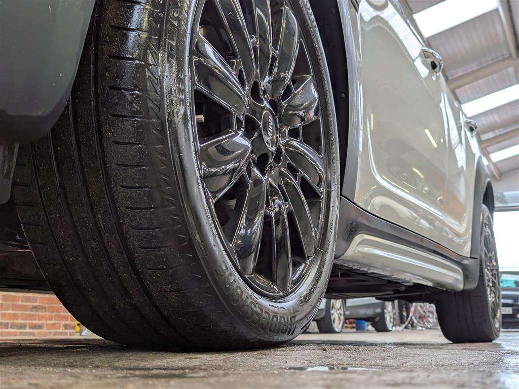 <p>2017 MINI COUNTRYMAN COOPER S AUTO</p>