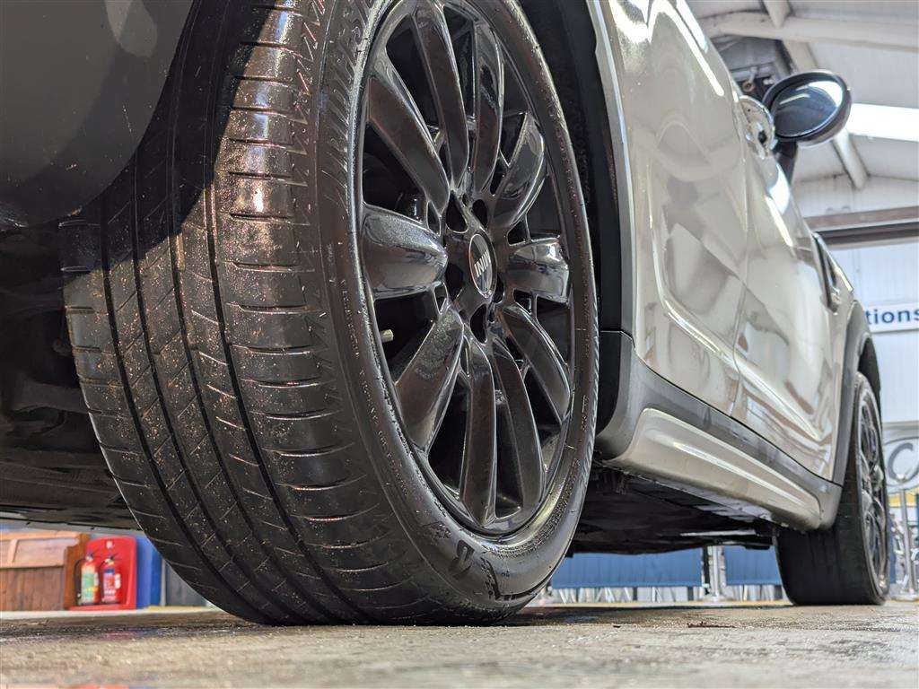 <p>2017 MINI COUNTRYMAN COOPER S AUTO</p>