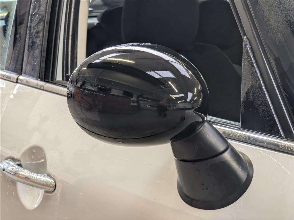 <p>2017 MINI COUNTRYMAN COOPER S AUTO</p>