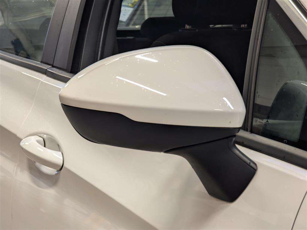 <p>2016 VAUXHALL ASTRA DESIGN</p>