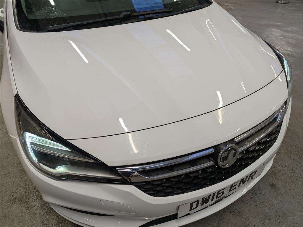 <p>2016 VAUXHALL ASTRA DESIGN</p>