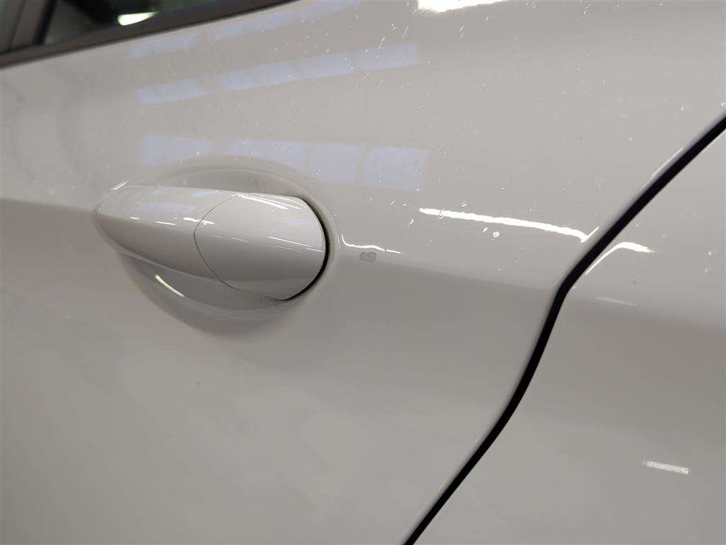 <p>2016 VAUXHALL ASTRA DESIGN</p>