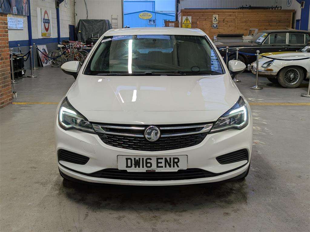 <p>2016 VAUXHALL ASTRA DESIGN</p>