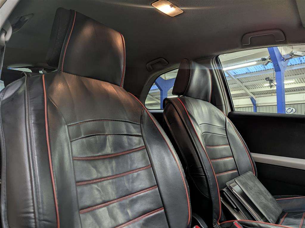 <p>2011 TOYOTA YARIS SR VVT-I</p>