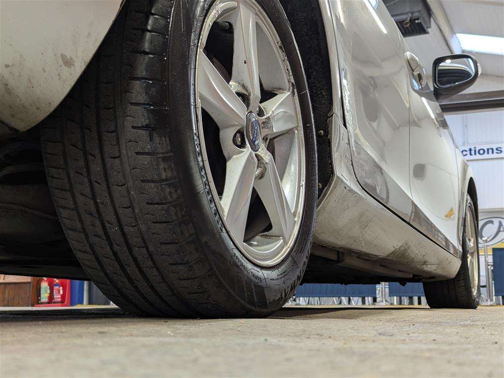 <p>2012 VOLVO V40 ES D2</p>