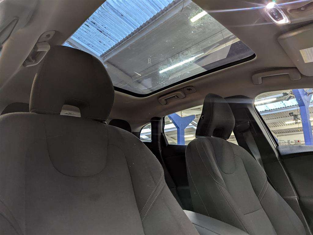 <p>2012 VOLVO V40 ES D2</p>