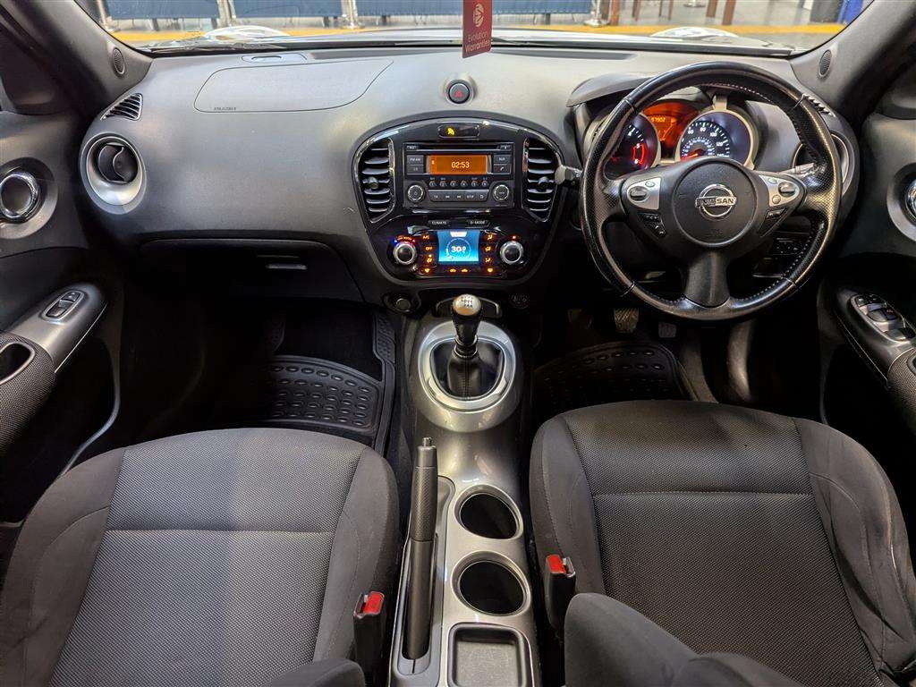 <p>2013 NISSAN JUKE ACENTA DCI</p>