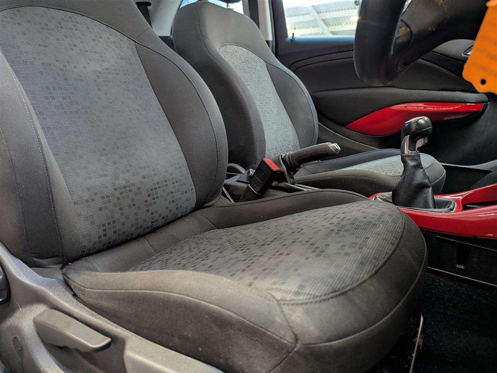 <p>2013 VAUXHALL ADAM JAM S/S</p>