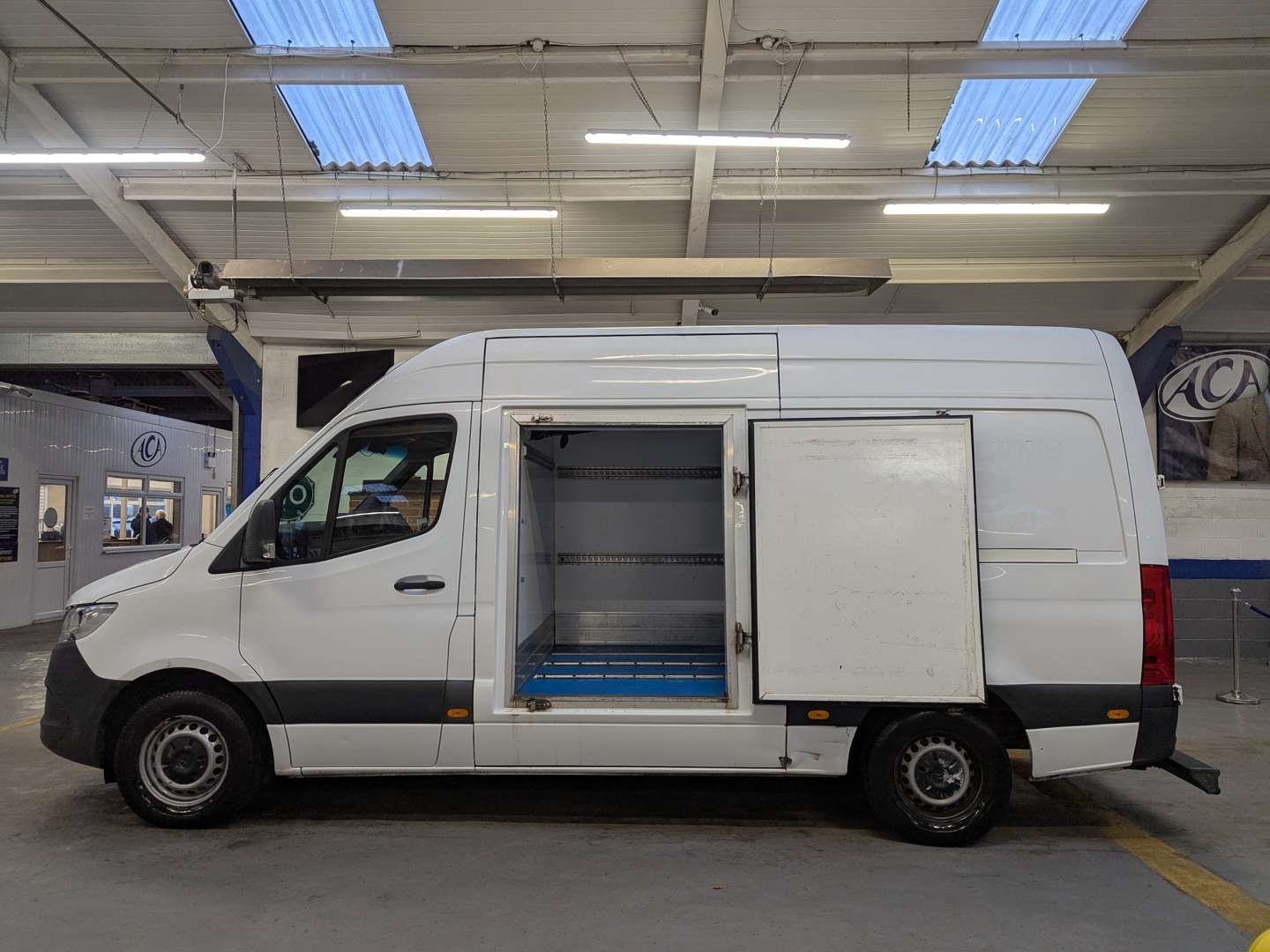 <p>2020 MERCEDES-BENZ SPRINTER 314 CDI</p>