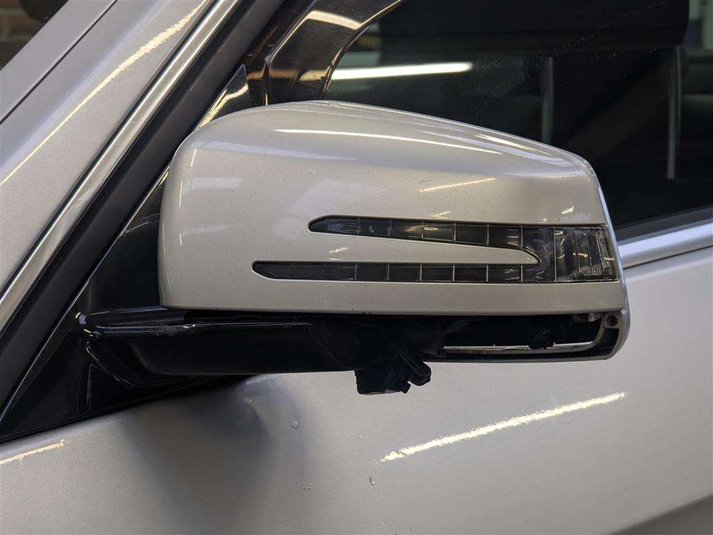 <p>2012 MERCEDES-BENZ E220 EXEC-IVE SE CDI BLUE</p>