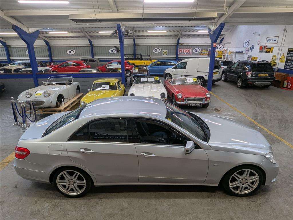 <p>2012 MERCEDES-BENZ E220 EXEC-IVE SE CDI BLUE</p>