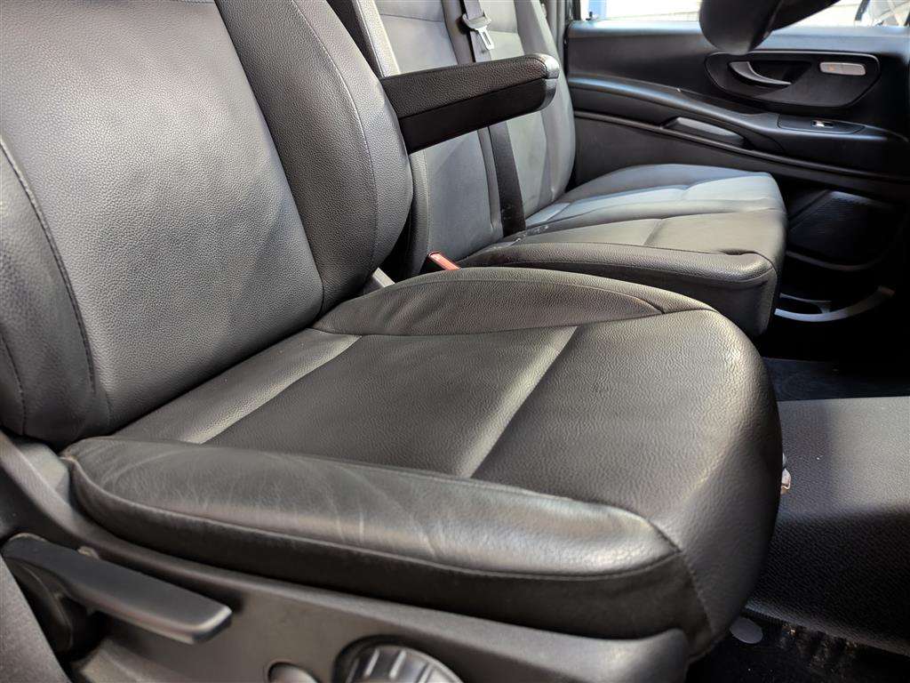 <p>2023 MERCEDES-BENZ VITO 119 PREMIUM CDI AUTO</p>