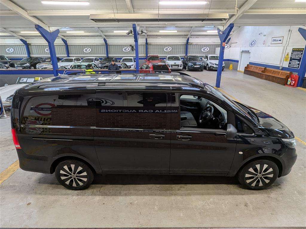 <p>2023 MERCEDES-BENZ VITO 119 PREMIUM CDI AUTO</p>