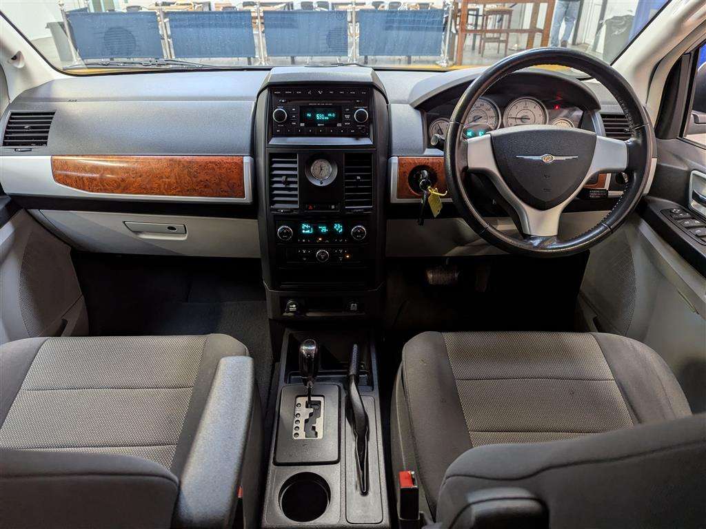 <p>2009 CHRYSLER VOYAGER GRD TOURING CRD A</p>