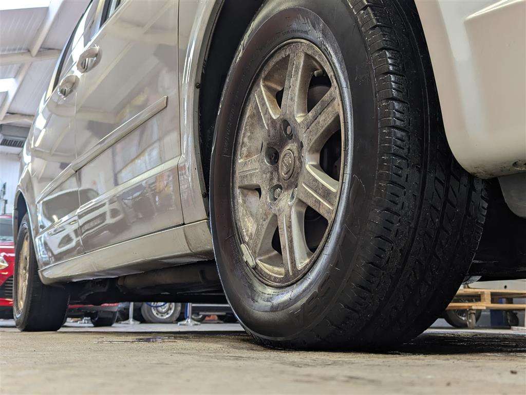 <p>2009 CHRYSLER VOYAGER GRD TOURING CRD A</p>