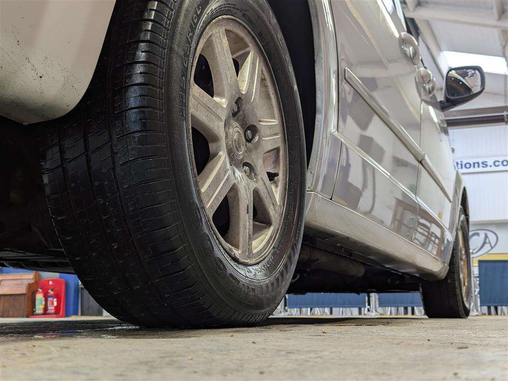 <p>2009 CHRYSLER VOYAGER GRD TOURING CRD A</p>