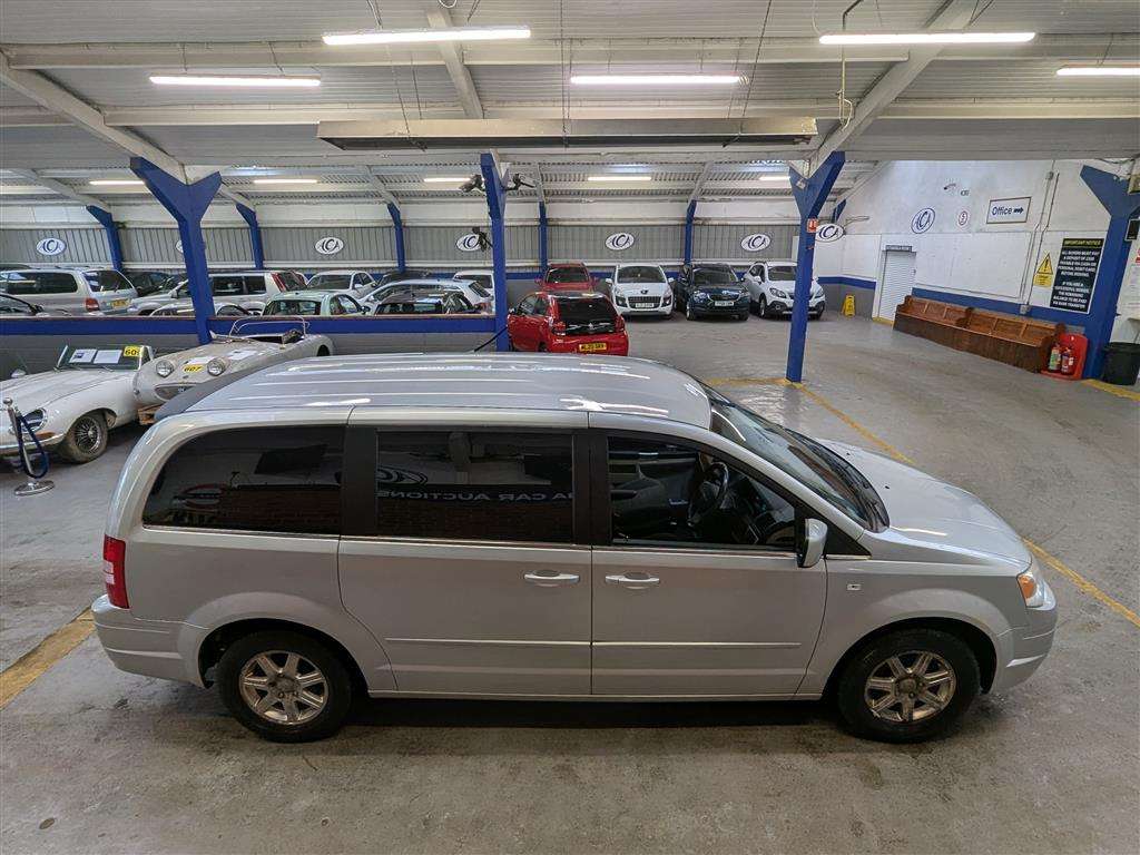 <p>2009 CHRYSLER VOYAGER GRD TOURING CRD A</p>