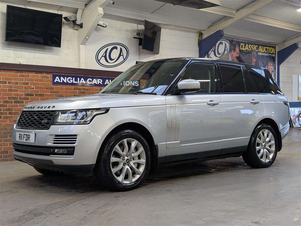 <p>2014 LAND ROVER RANGE ROVER AUTO-B SDV8 A</p>