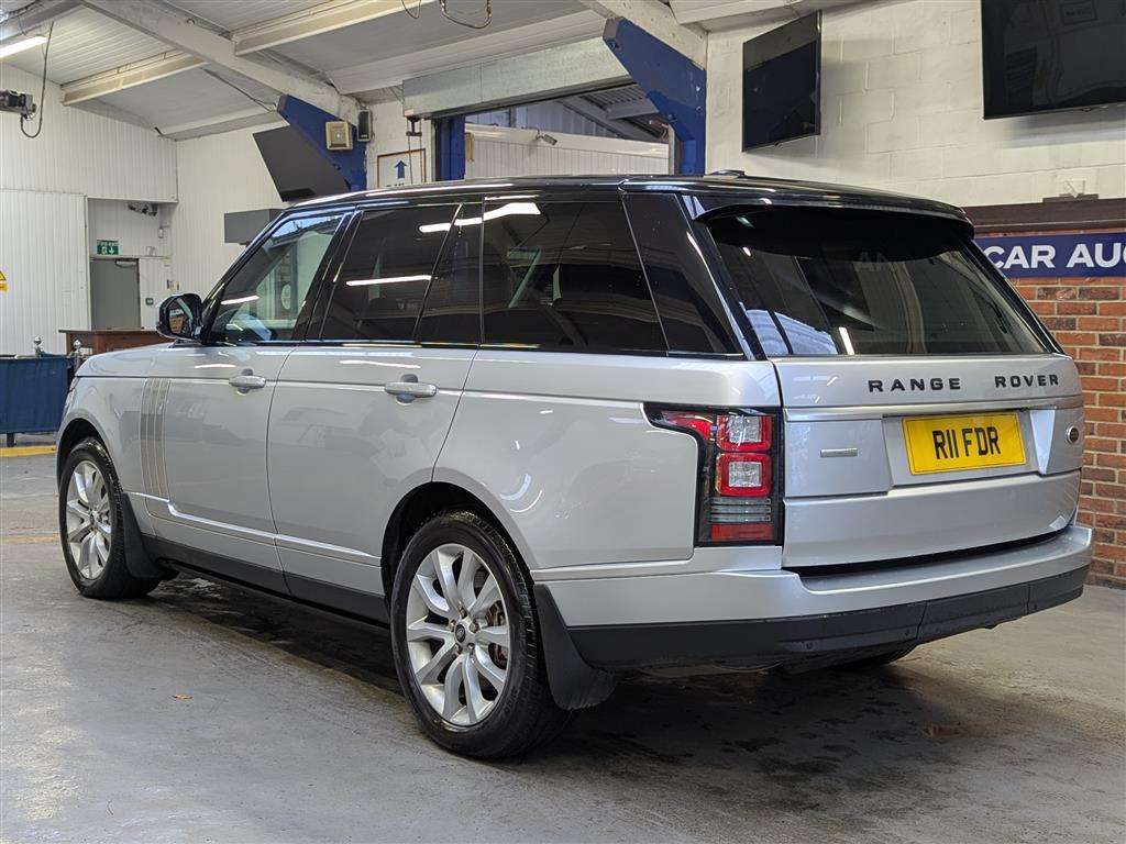 <p>2014 LAND ROVER RANGE ROVER AUTO-B SDV8 A</p>