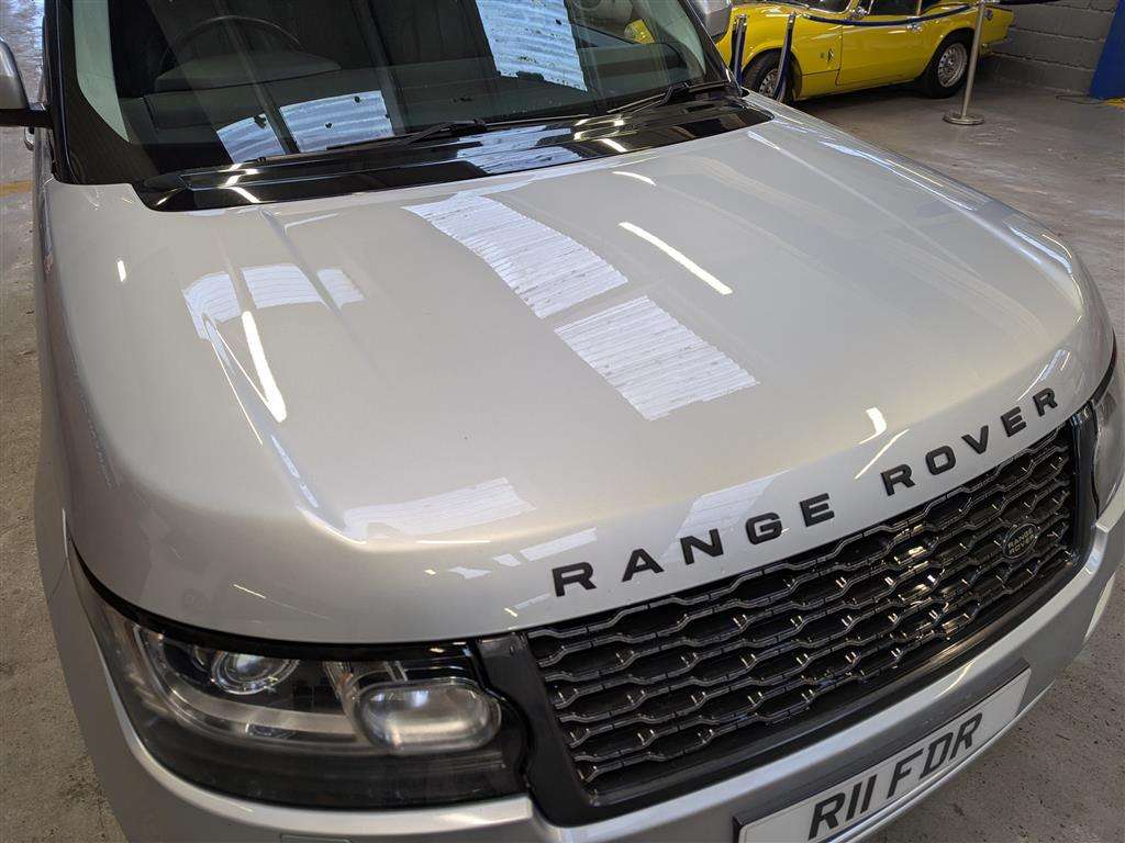 <p>2014 LAND ROVER RANGE ROVER AUTO-B SDV8 A</p>
