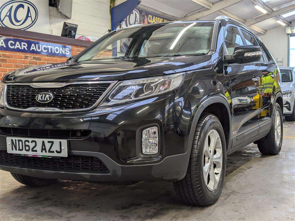 <p>2013 KIA SORENTO KX-1 CRDI 4X4 **SOLD</p>