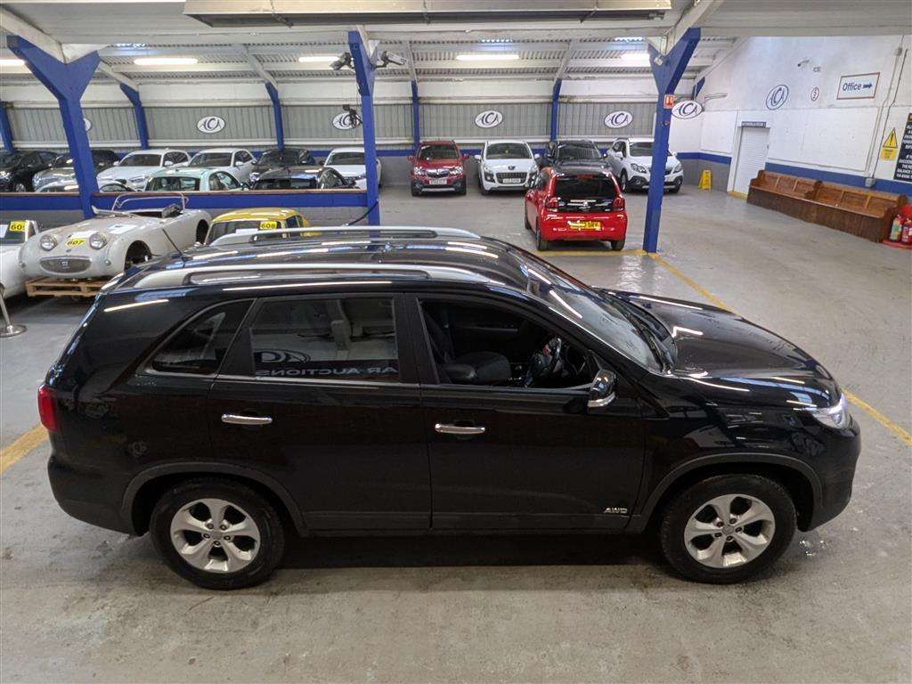 <p>2013 KIA SORENTO KX-1 CRDI 4X4 **SOLD</p>