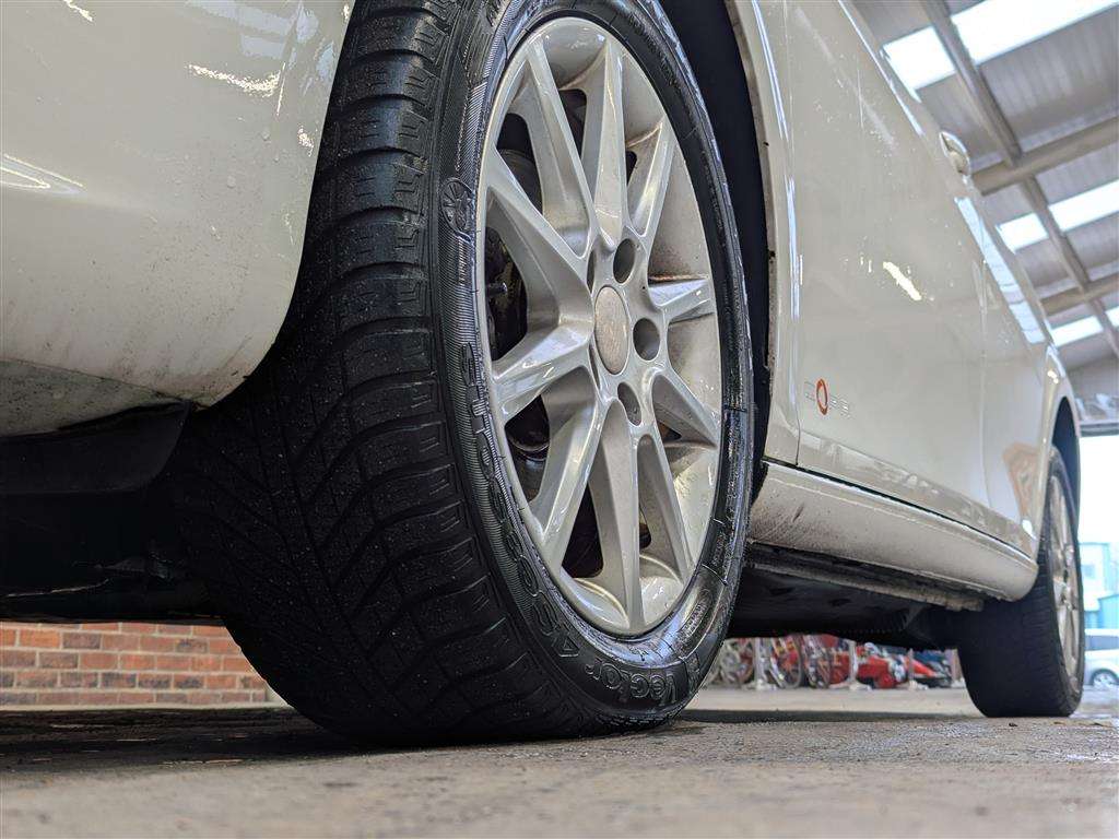 <p>2012 SEAT LEON SE COPA CR TDI S-A</p>