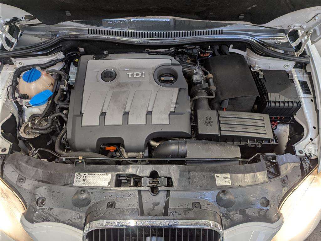 <p>2012 SEAT LEON SE COPA CR TDI S-A</p>